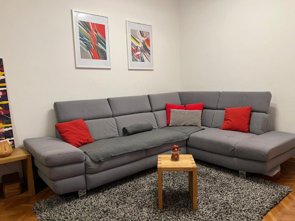 Mm Split Apartment - 5 Min By Car To The Beach & City Center - Free Public Parking Exteriör bild