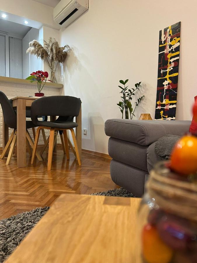 Mm Split Apartment - 5 Min By Car To The Beach & City Center - Free Public Parking Exteriör bild